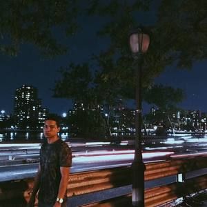 Meet your Posher, Javier